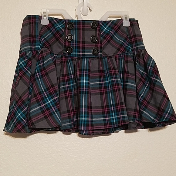 Candie's Dresses & Skirts - Candies Plaid Skirt. Junior size 11